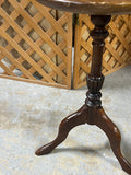 Petite Pedestal