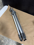 Manon Tripod