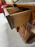 Unbranded Buffet***HEAVY ITEM***READ DETAILS ON PICK UP POLICY***