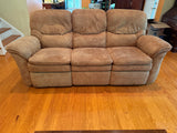 La-Z-Boy Reclining Sofa ***HEAVY ITEM***READ DETAILS ON PICK UP POLICY***