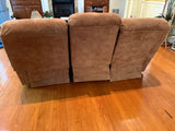 La-Z-Boy Reclining Sofa ***HEAVY ITEM***READ DETAILS ON PICK UP POLICY***
