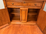 Thomasville Server***HEAVY ITEM***READ DETAILS ON PICK UP POLICY***