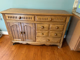 Rock City Furniture Buffet***HEAVY ITEM***READ DETAILS ON PICK UP POLICY***