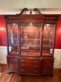 Palmer Home Collection by Lexington Furniture Lighted China Hutch***HEAVY ITEM***READ DETAILS ON PICK UP POLICY***