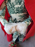 Byers' Choice Carolers Colonial Williamsburg Signed "Woman Holding Apple Cone" Figurine AS IS—READ DESCRIPTION CAREFULLY**