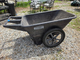 Rubbermaid 8.75 cu yd Poly Oversized Garden Cart