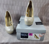 Pair of Mossimo Paisley Gold Glitter Platform Heels—Women's Size 8.5