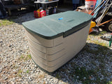 Rubbermaid Deck Box