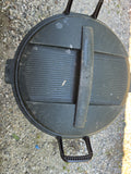 Rubbermaid Roughneck Rolling Trash Can