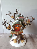Department 56 North Pole Woods "Reindeer Care & Repair" Lighted Figurine WORKS