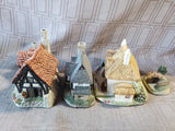 Lot of David Winter/Marion Davis Miniature Cottages