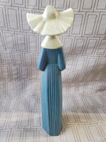 Lladro "Prayerful Nun" 2348 Figurine AS IS—READ DESCRIPTION CAREFULLY**
