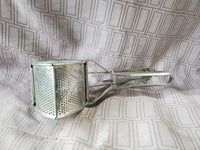 (B) Potato Ricer