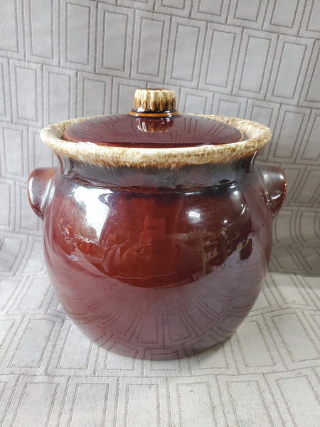 Hull Pottery Brown Drip Glazed Bean Pot