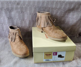 Mossimo Supply Co. Tatyana Taupe Ankle Boots—Women's Size 8.5
