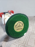Byers' Choice Carolers Signed Colonial Williamsburg "Fife Caroler" Figurine