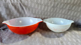 2 Piece Vintage Pyrex "Friendship" Cinderella Nesting Mixing Bowl Set
