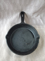 Small Kitchen Artisanal Supply Cast Iron Skillet