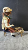 (TT) Byers' Choice Carolers Colonial Williamsburg "Williamsburg Cobbler" Figurine