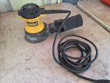 DeWalt 5" Random Orbital Sander w/Case