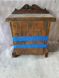Vintage Wooden Mantle Clock DOES NOT APPEAR TO BE WORKING