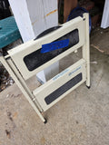 B&D Stowaway 2-Step Stool