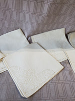 Set of 7 Cream Napkins