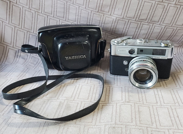 Yashica Lynx-5000 Camera UNTESTED
