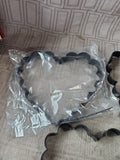 Set of 3 Williams-Sonoma Non-Stick Scalloped Heart Pancake Molds