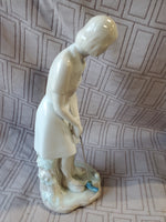 Ardault Golfing Woman Figurine