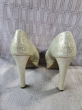 Pair of Mossimo Paisley Gold Glitter Platform Heels—Women's Size 8.5