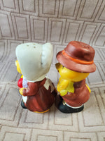 Vintage Thanksgiving Pilgrim Salt and Pepper Shakers