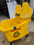 Rubbermaid Brute Commercial Rolling Mop Bucket w/Wringer