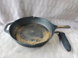 Utopia Kitchen Cast Iron Skillet with Silicone Pot Holder