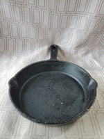 Small Kitchen Artisanal Supply Cast Iron Skillet