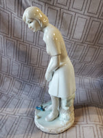 Ardault Golfing Woman Figurine