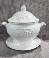 White Ceramic Embossed Fruit Soup Tureen with Saucer