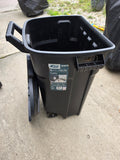 Blue Hawk 32 Gal Rolling Trash Can w/Lid