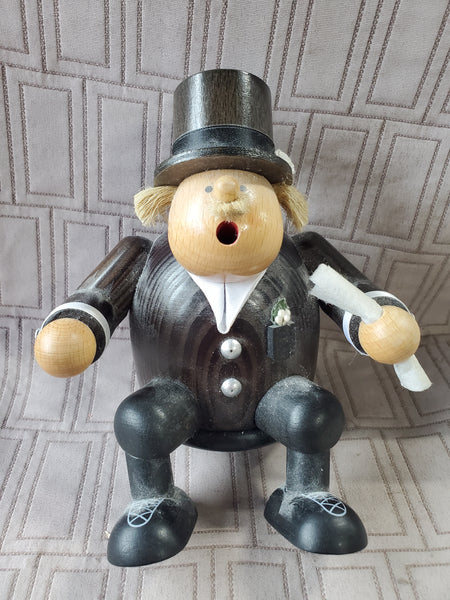 (C) Erzgebirgische Volkunst Shelf Sitting Groom Smoker