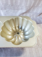 Nordic Ware "The Great Pumpkin Pan" Nonstick Baking Dish