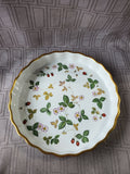 Wedgwood "Wild Strawberry" Tart Pan