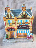 Coventry Cove "Maddie's Candy Shop" Lighted House WORKS (I)