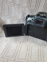 Canon PowerShot SX10 IS Camera POWERS ON/NO FURTHER TESTING