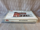Model Power HO Scale "Station" Easy to Build Construction Kit UNUSED