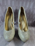 Pair of Mossimo Paisley Gold Glitter Platform Heels—Women's Size 8.5