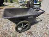 Rubbermaid 8.75 cu yd Poly Oversized Garden Cart