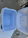 Rubbermaid Cooler w/Handle