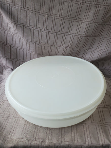 Vintage Tupperware Round Dessert Storage Container