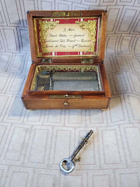 Vintage Wooden 3 Airs Music Box NOT WORKING
