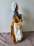 (B) Byers' Choice Carolers CW "Tavern Woman with Skeleton Keys" Figurine